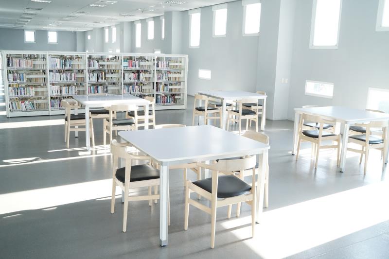 臺南市鹽埕圖書館-4